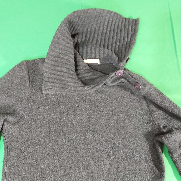 Forever 21 button side top - Picture 7 of 10